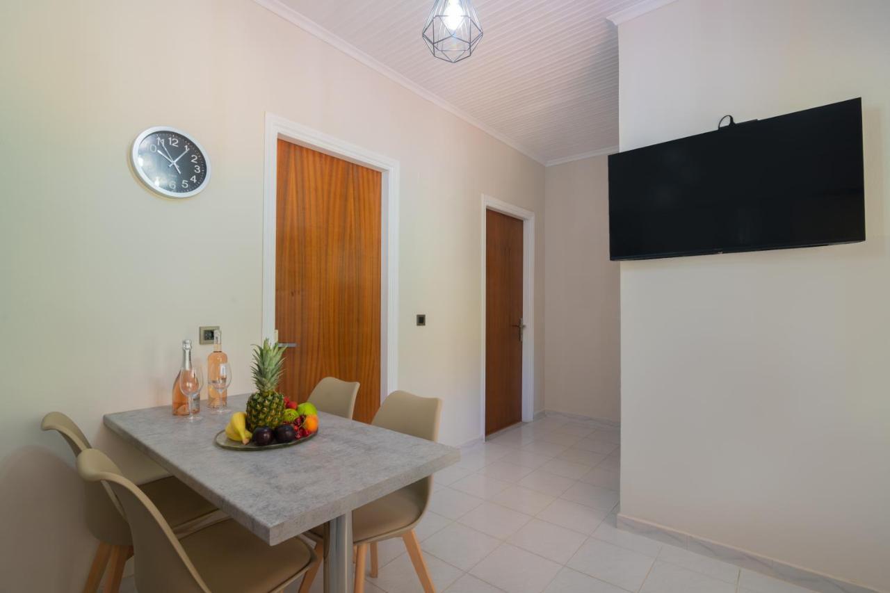 Arokaria Apartment Аликанас Экстерьер фото